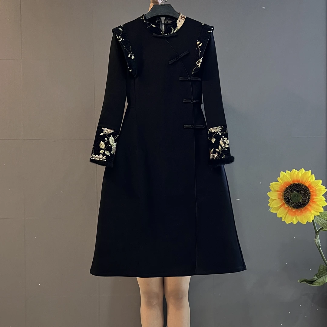 新中式国风高级感遮肉显瘦中长款黑色连衣裙