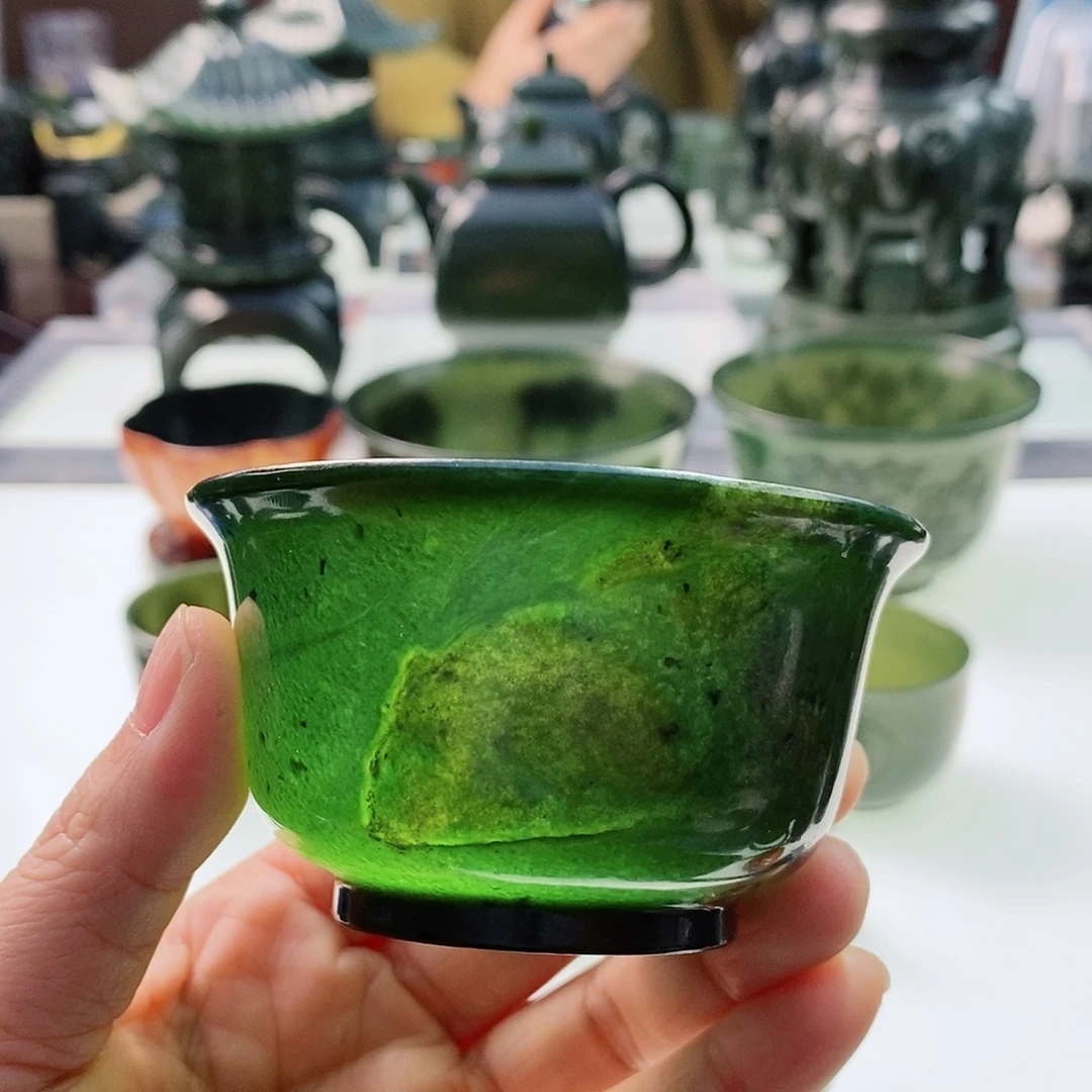 和田玉（青玉）把件未镶嵌微瑕裂