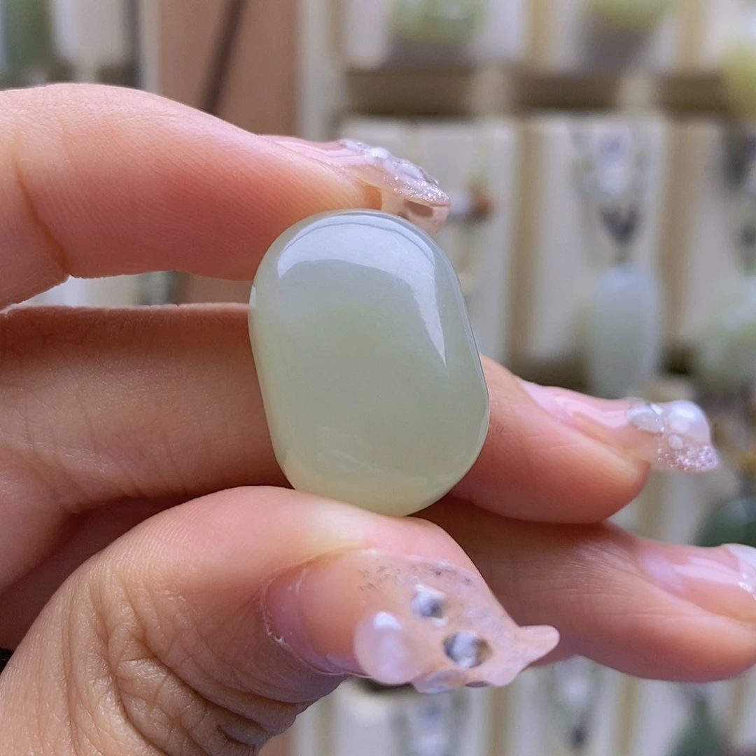 别***听和田玉未镶嵌颈饰