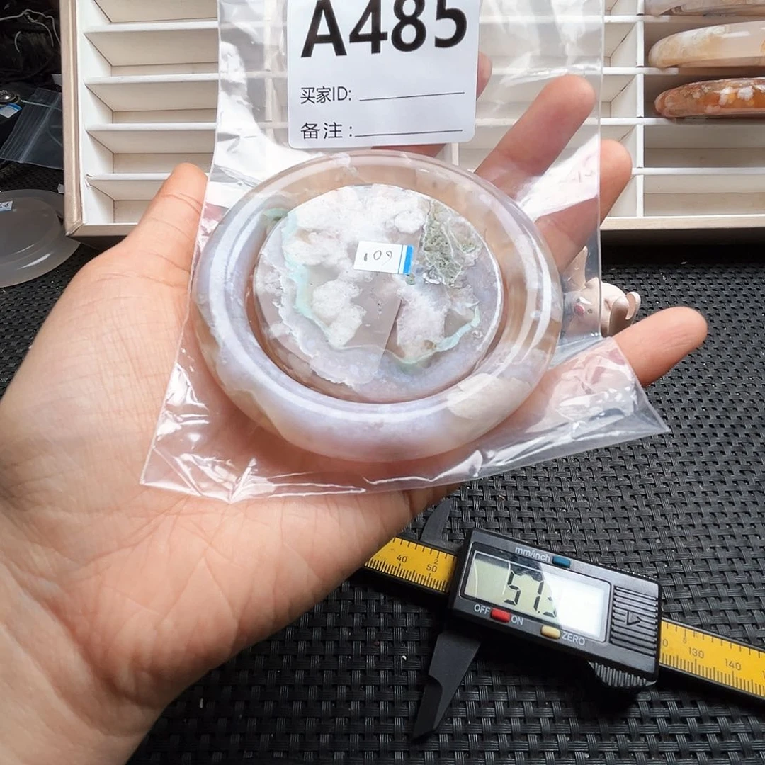 玛瑙/玉髓手镯合金日*