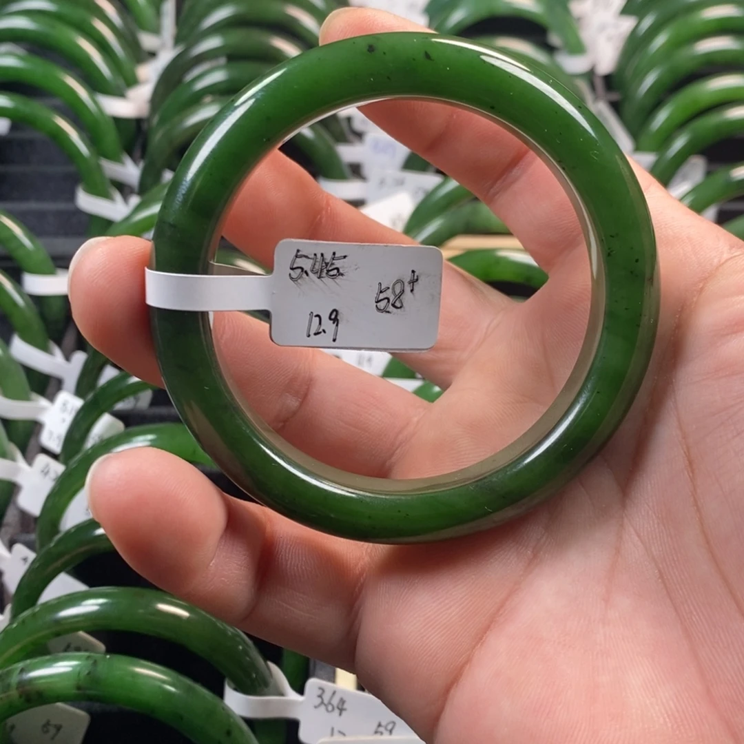 和田玉（碧玉）未镶嵌手镯58