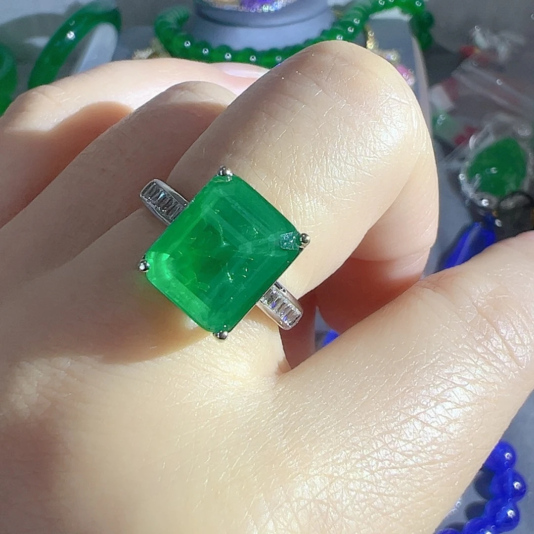 花岗石钨合金红色蓝色大宝贝