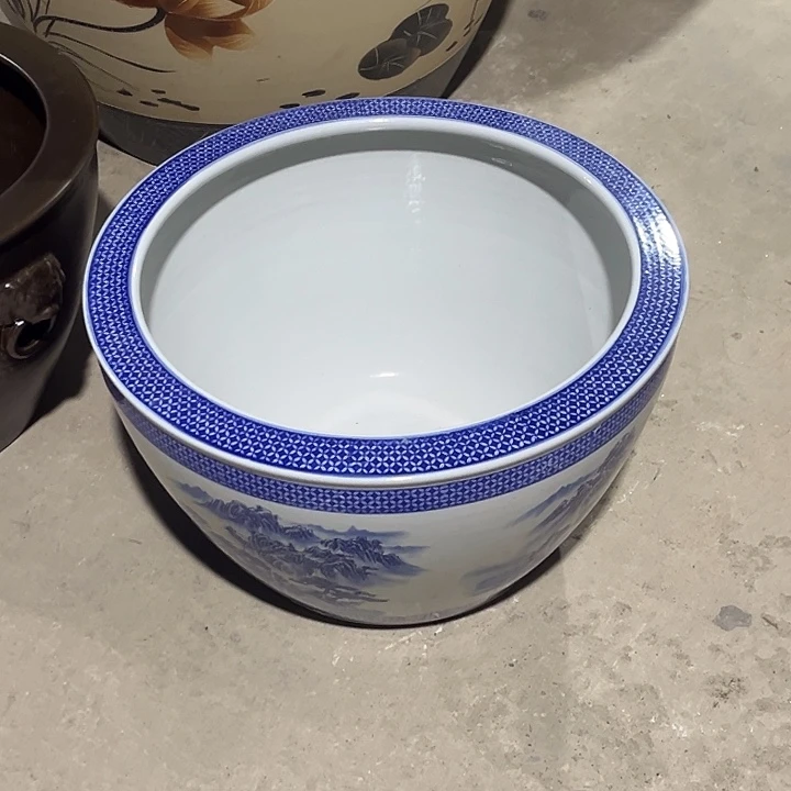 景德镇陶瓷鱼缸艺术