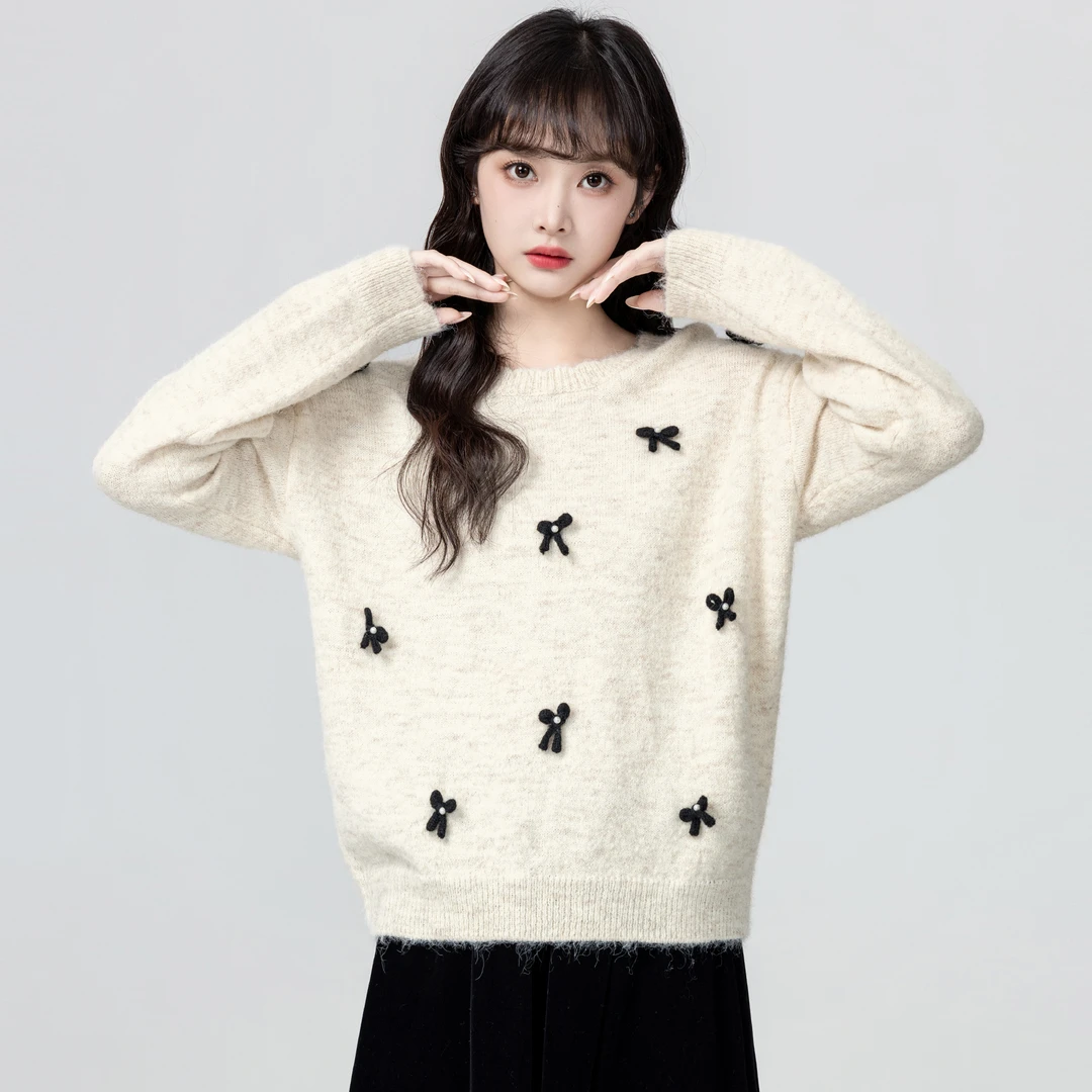 燕麦色圆领毛衣女春秋2025秋季新款立体蝴蝶结长袖针织衫套头上衣