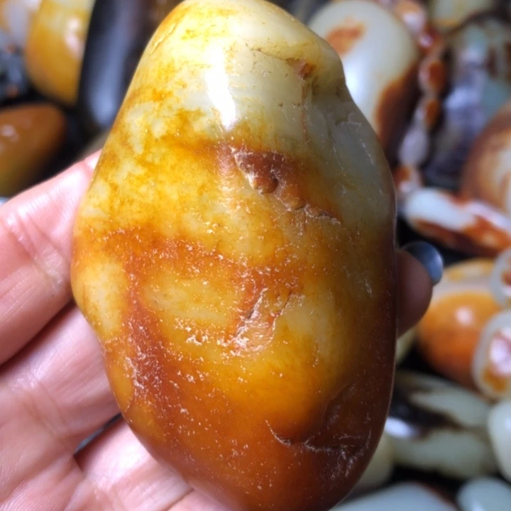 和田玉未镶嵌珠宝奇石