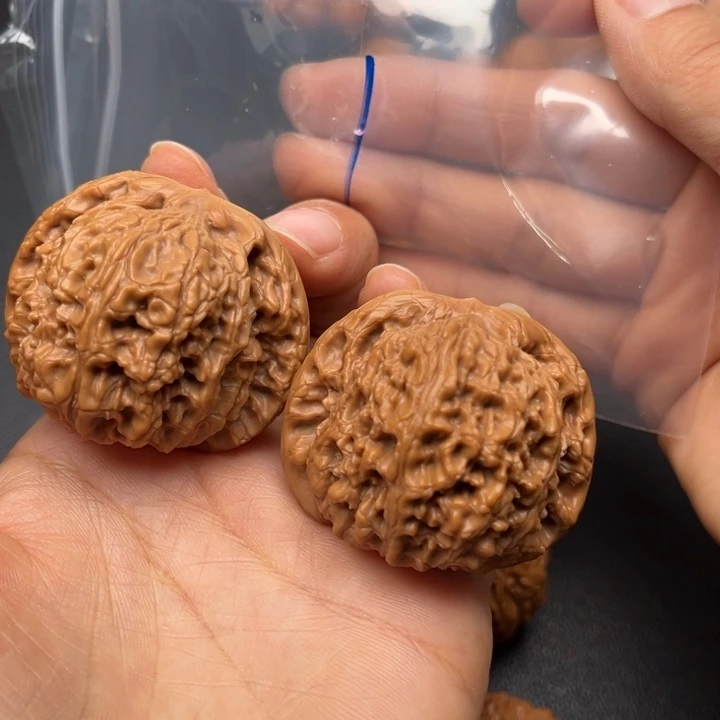 ࿄***࿅桃核吊坠1号南疆石