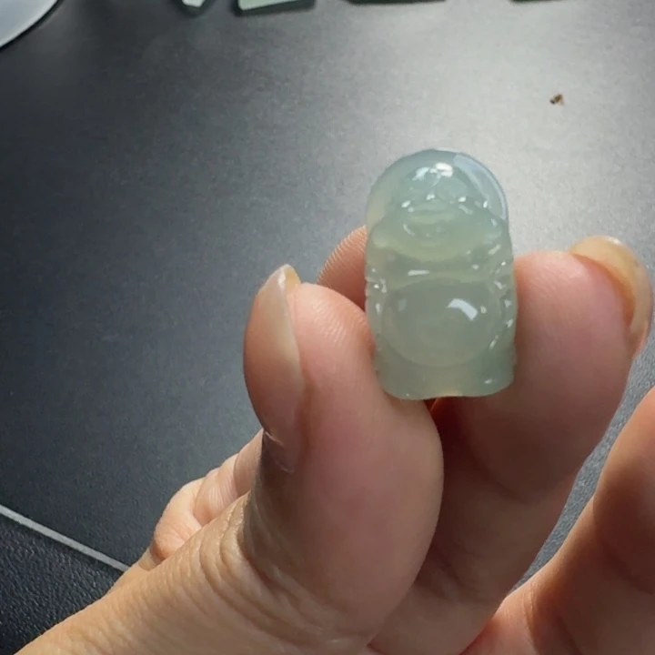 修***性定制翡翠未镶嵌翡翠