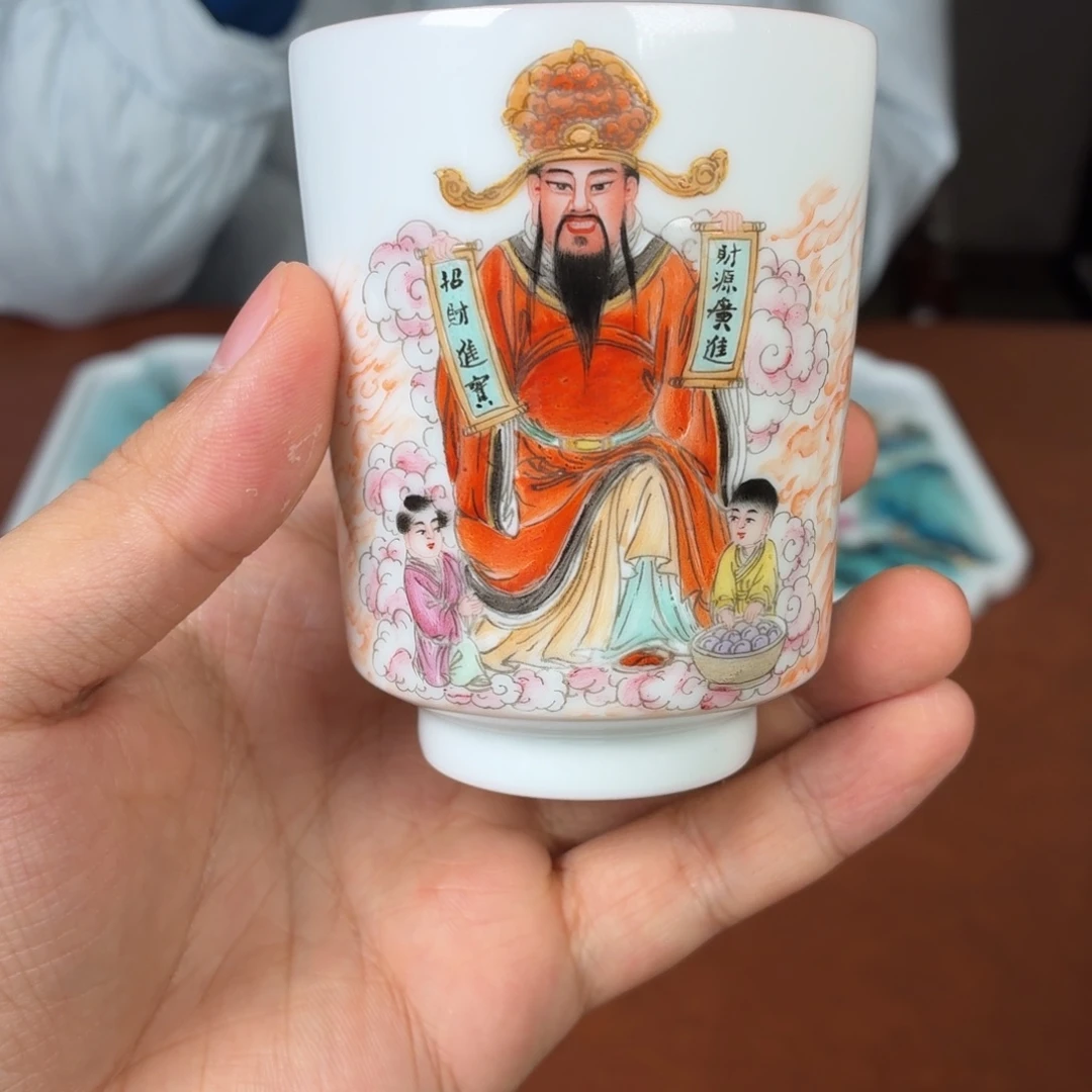 杯子瓷瓷姑娘景德镇陶瓷艺术