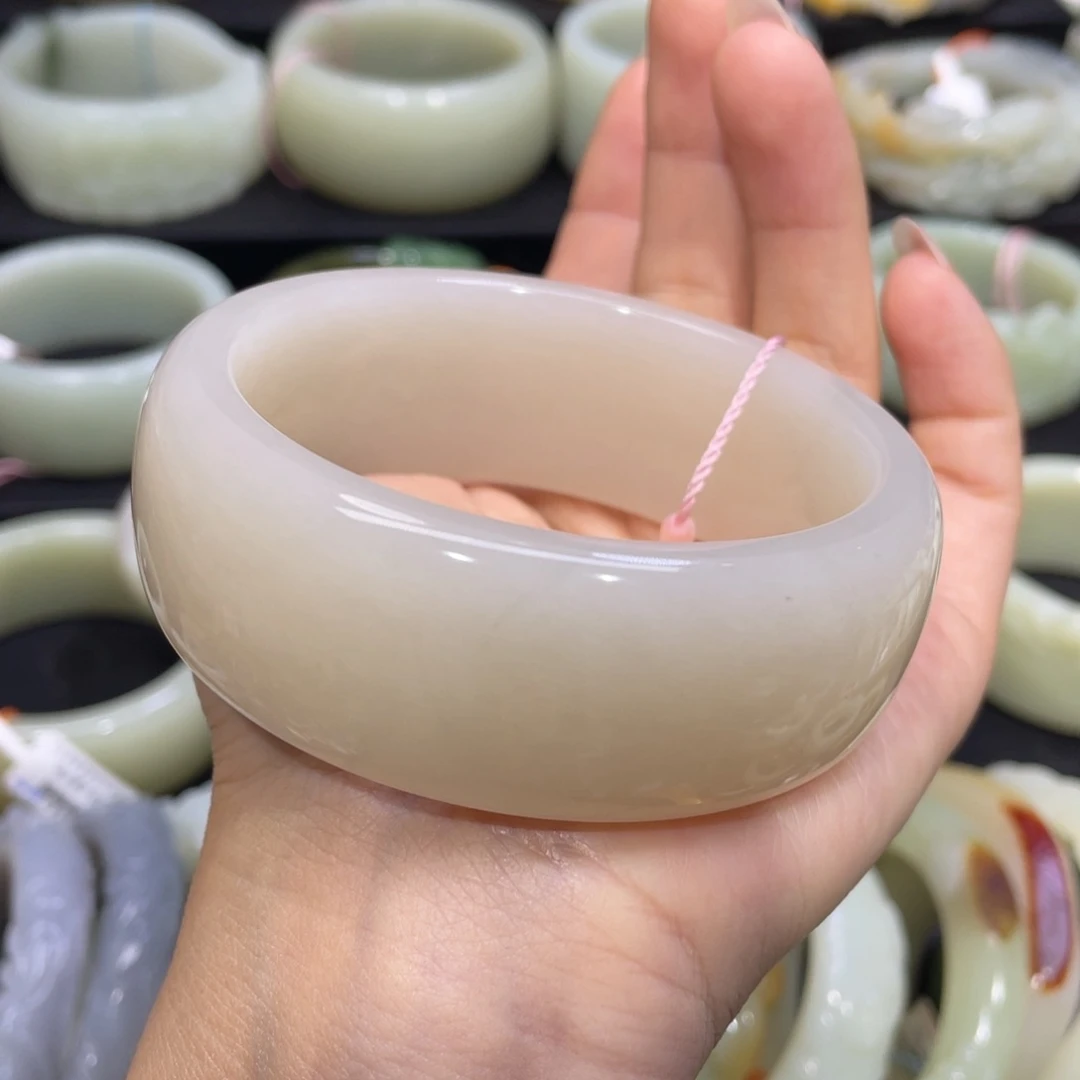 和田玉手镯未镶嵌73