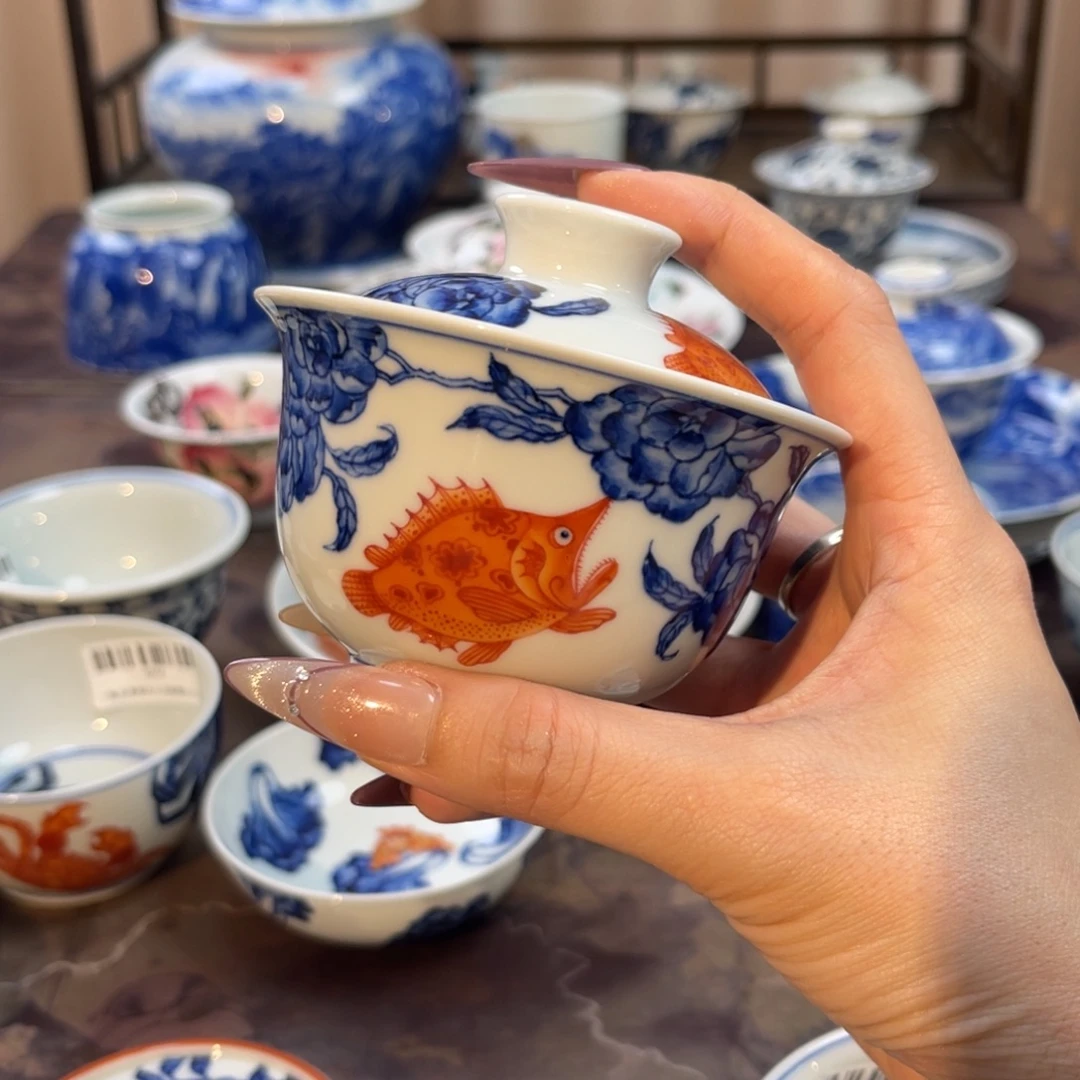 瓷片闪闪闪闪闪闪闪闪闪闪