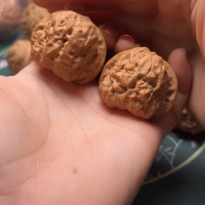 文玩核桃把件39蛤蟆头