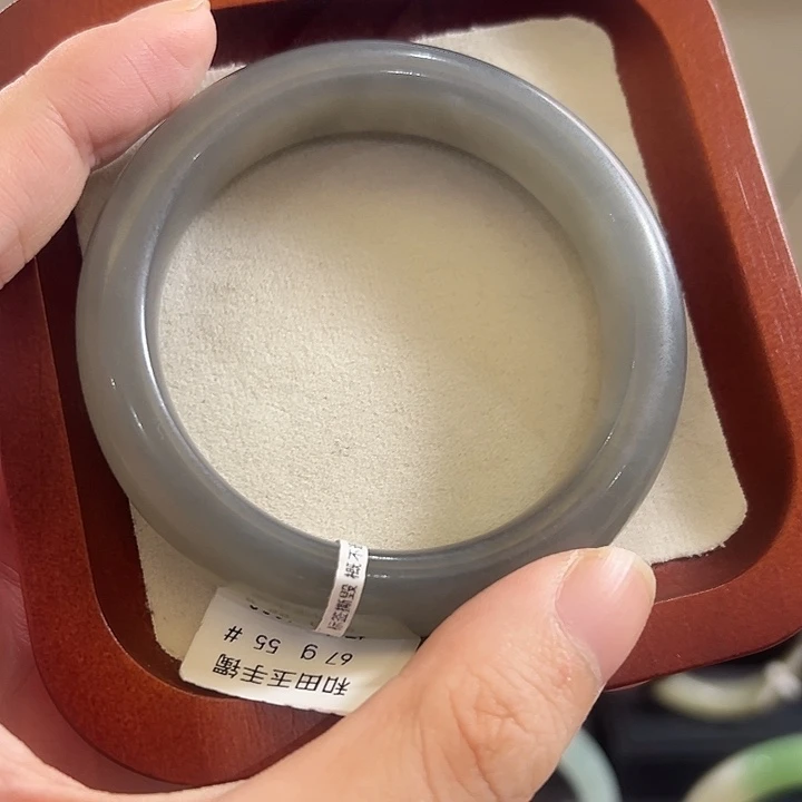 和田玉未镶嵌手镯55.2