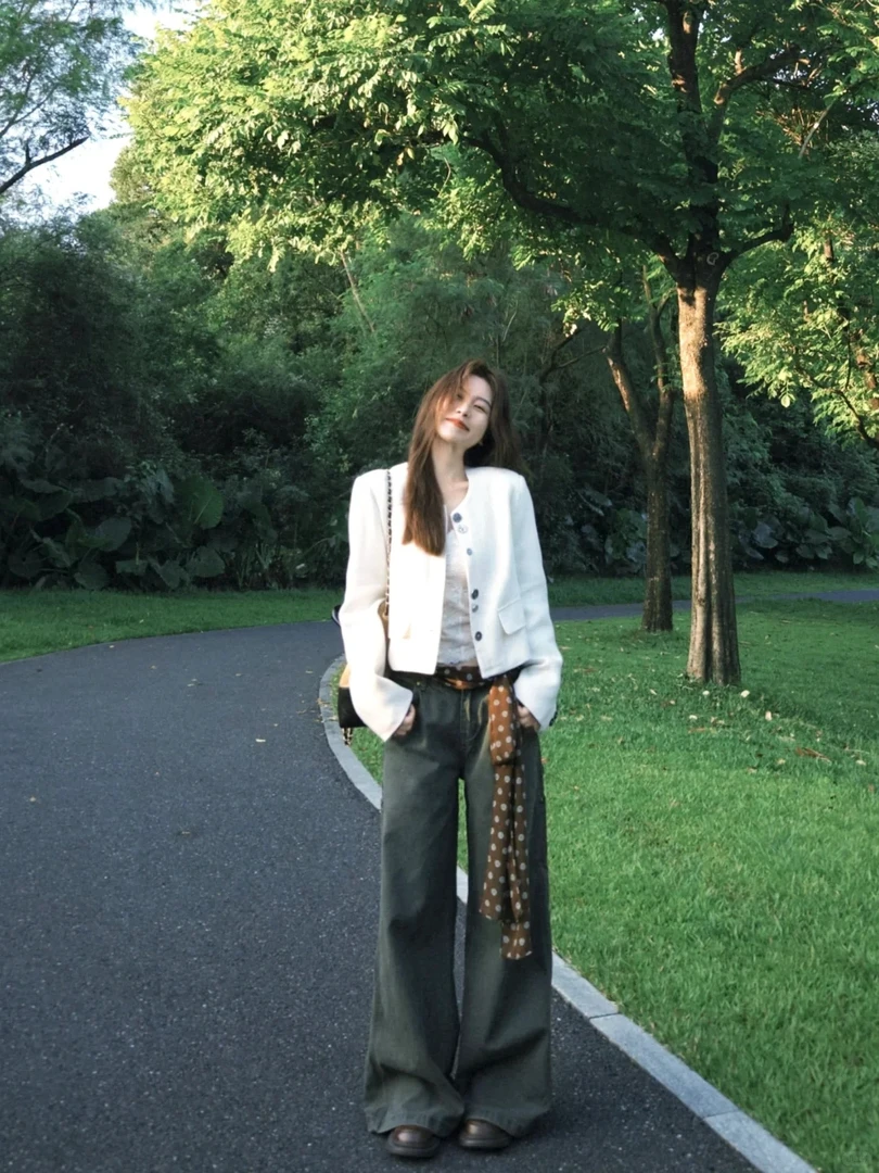 2025秋季法式复古正肩小香风外套内搭蕾丝吊带背心轻熟风两件套女