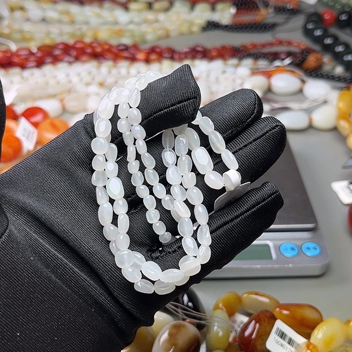 和田玉未镶嵌手链