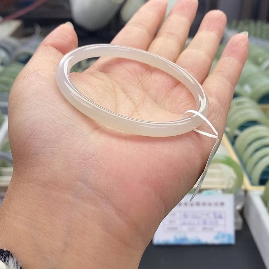 和田玉未镶嵌珠宝奇石和田玉手镯55