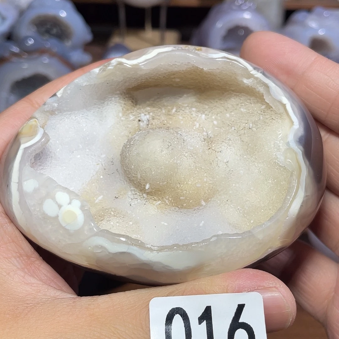 水晶未镶嵌大型摆件（非配饰）