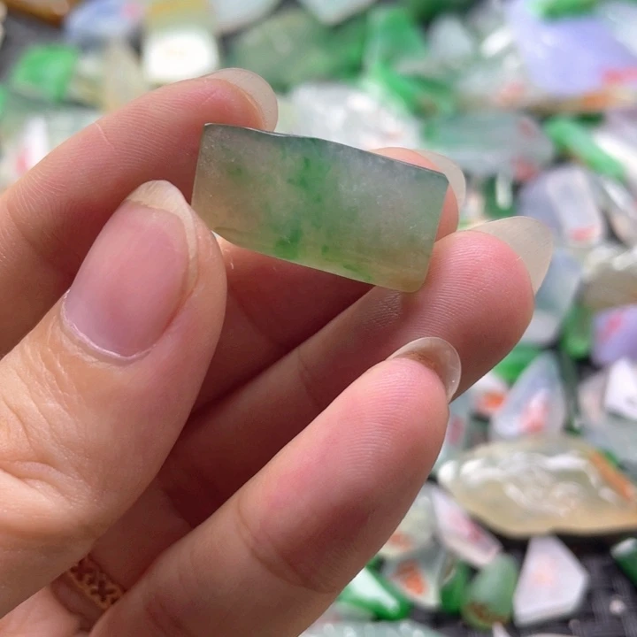 定制翡翠未镶嵌天然缅甸翡翠