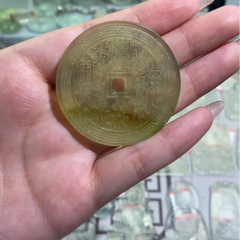 【闪购商品】蛇纹石玉颈饰合金