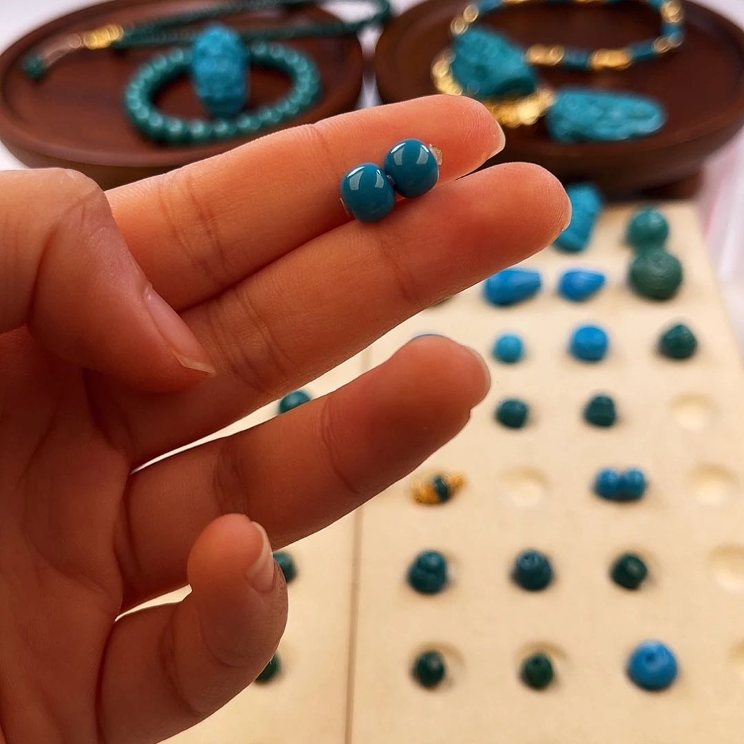 绿松石未镶嵌把件