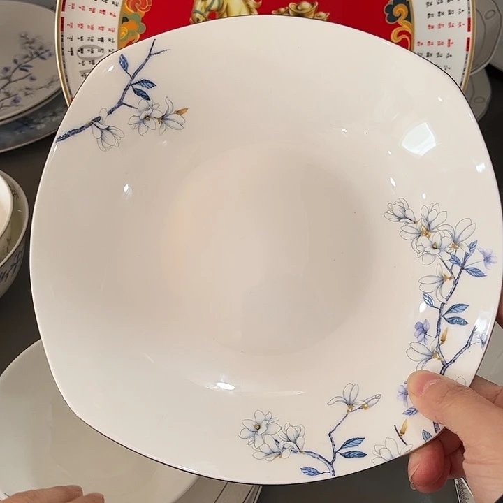 瓷片微瑕骨瓷水云间方汤盘一个