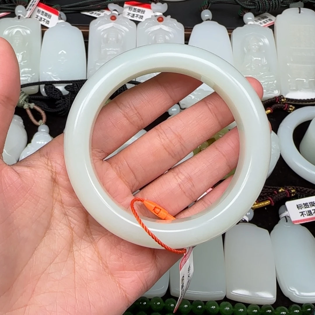 清***茶和田玉未镶嵌挂件