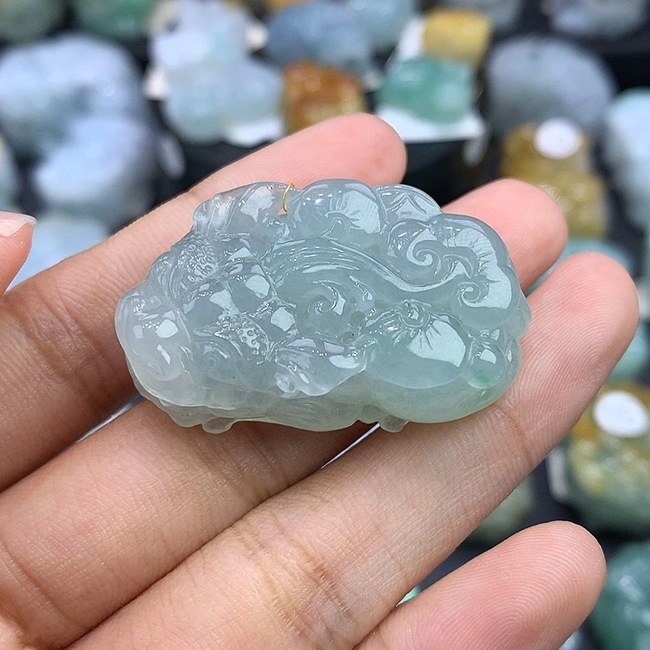 翡翠未镶嵌颈饰天然缅甸翡翠