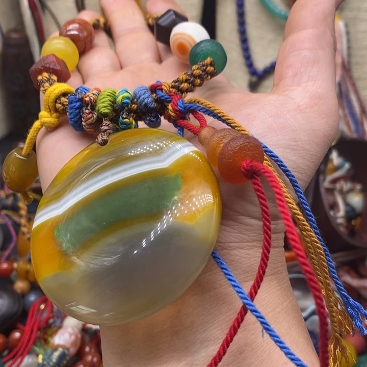 玛瑙/玉髓颈饰未镶嵌妙****》