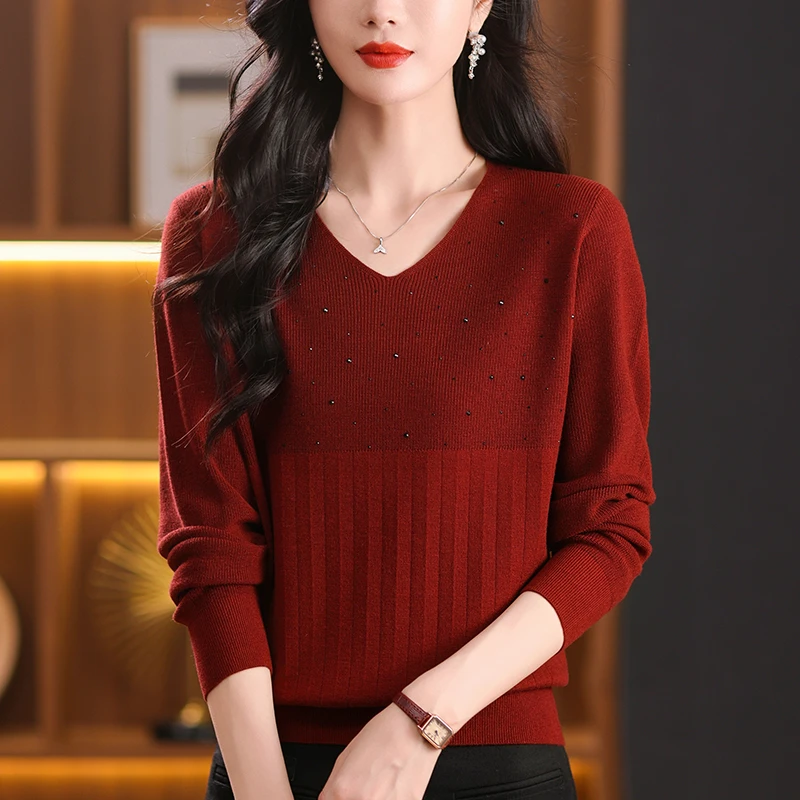 春秋大码洋气时尚薄款红色毛衣女宽松显瘦百搭V领针织上衣打底衫