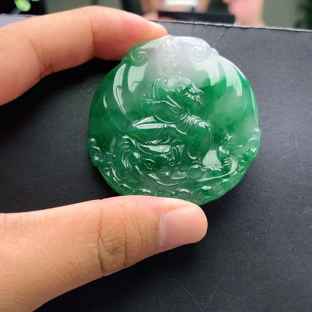 石英质玉未镶嵌颈饰