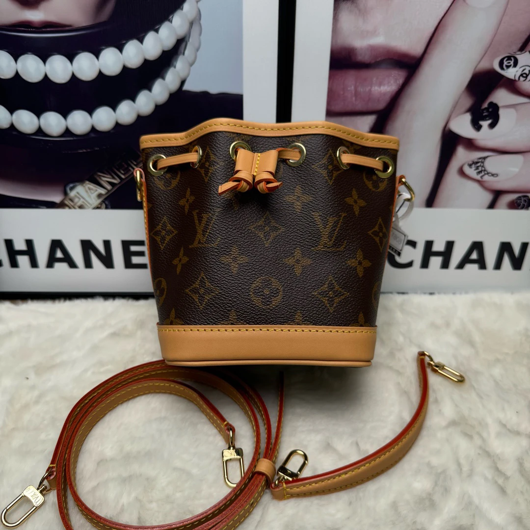 99新 LouisVuitton/路易威登 lv老花小水桶bb