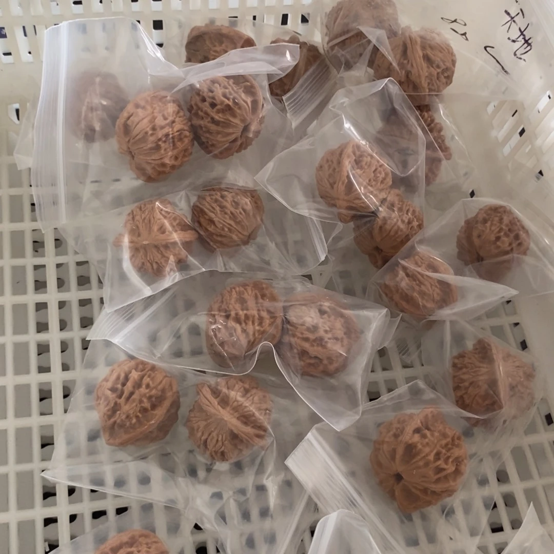 文玩核桃吊坠天地