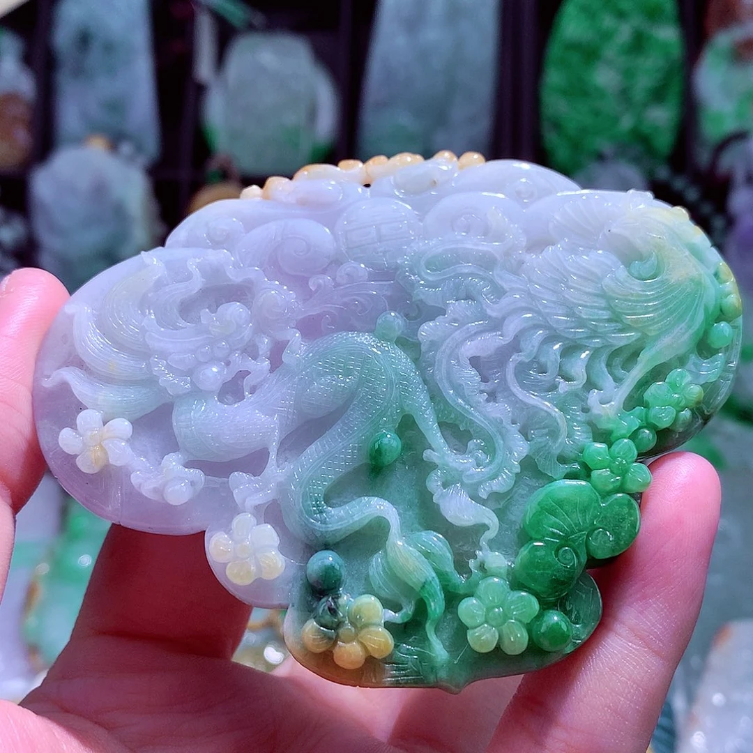 颈饰未镶嵌翡翠天然