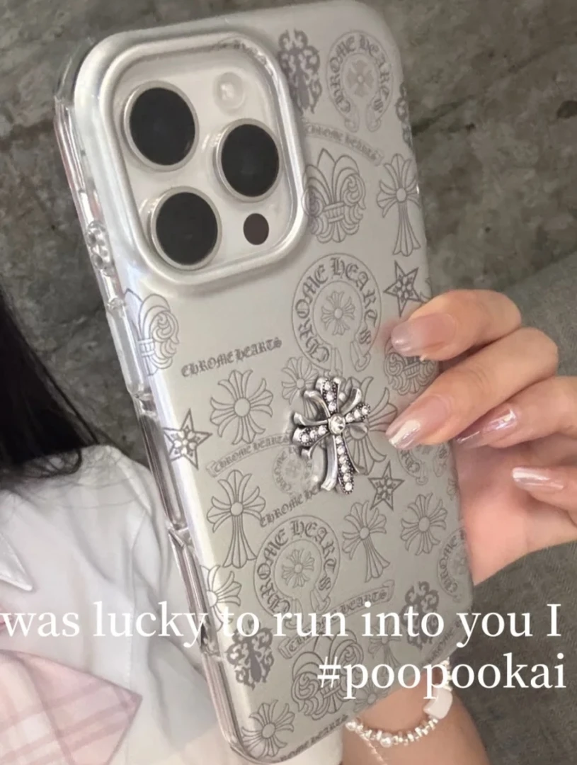 潮酷个性银底立体十字架适用于17pro/16promax手机壳苹果15/14/13