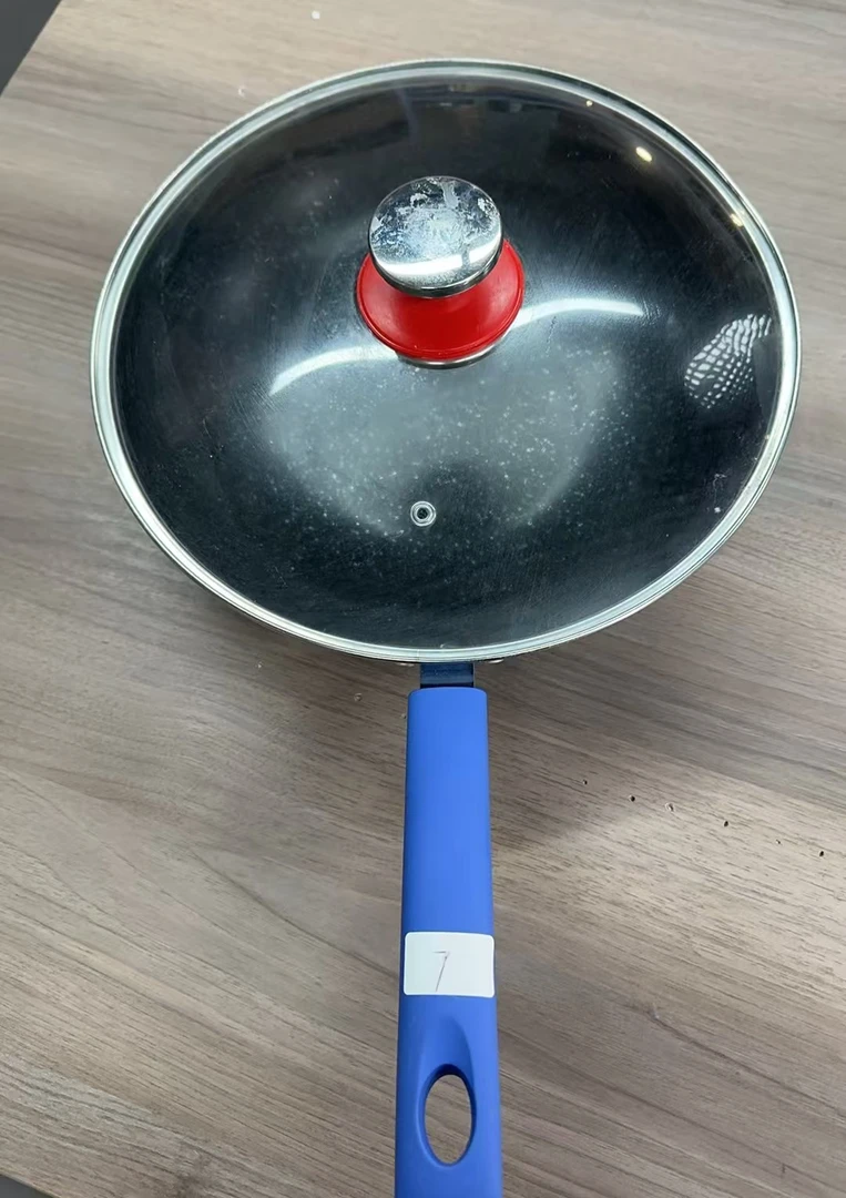 新思特炒锅轻奢烹饪耐用颜值平底耐磨导热五层工艺煎炸