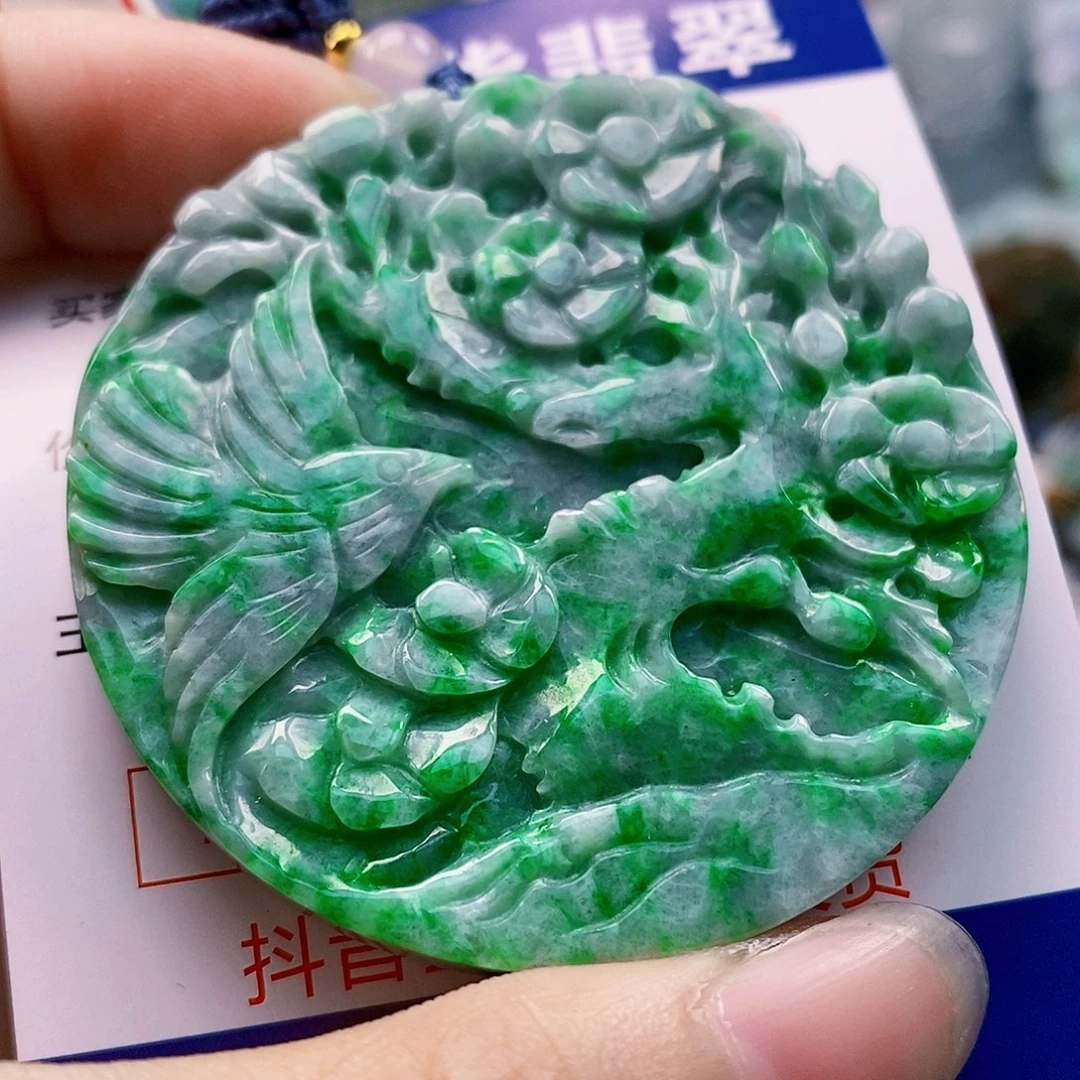 吊坠(不含链)未镶嵌翡翠