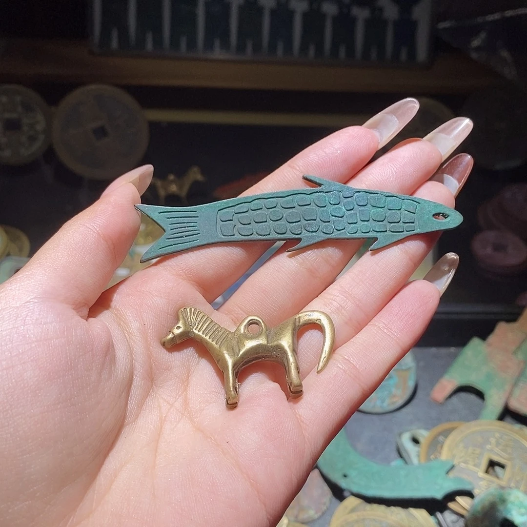 愛***房铜现代仿制工艺品