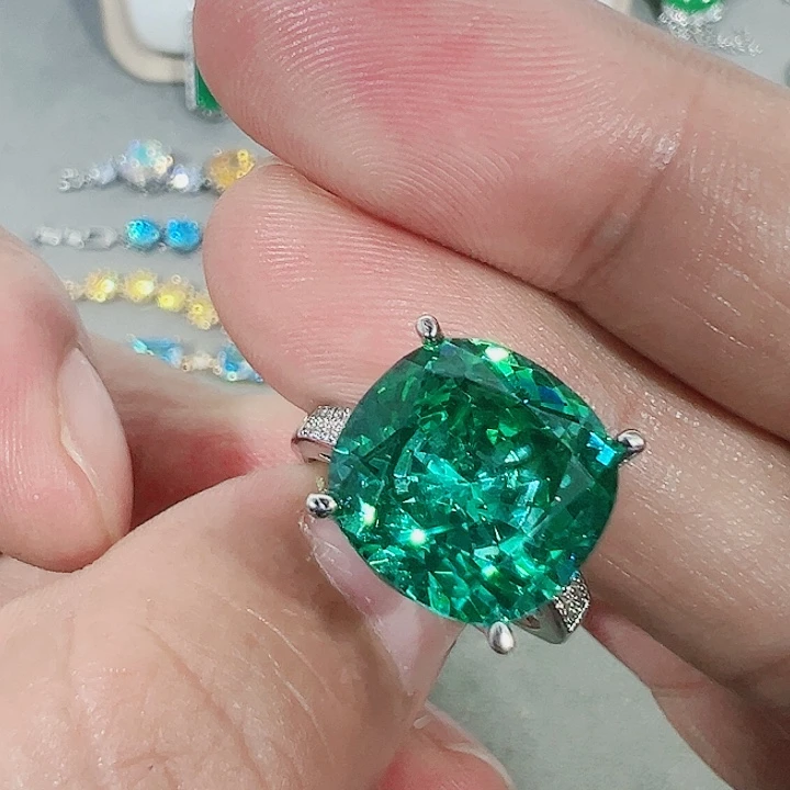 钨金无红宝蓝宝满钻镶嵌大宝贝