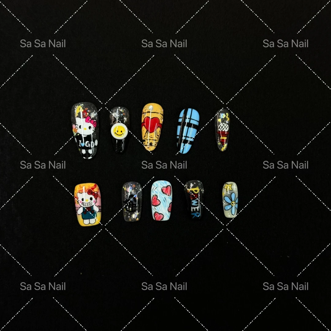 【暴躁Kitty】纯手工穿戴甲高级感时尚可爱显白女神高定美甲