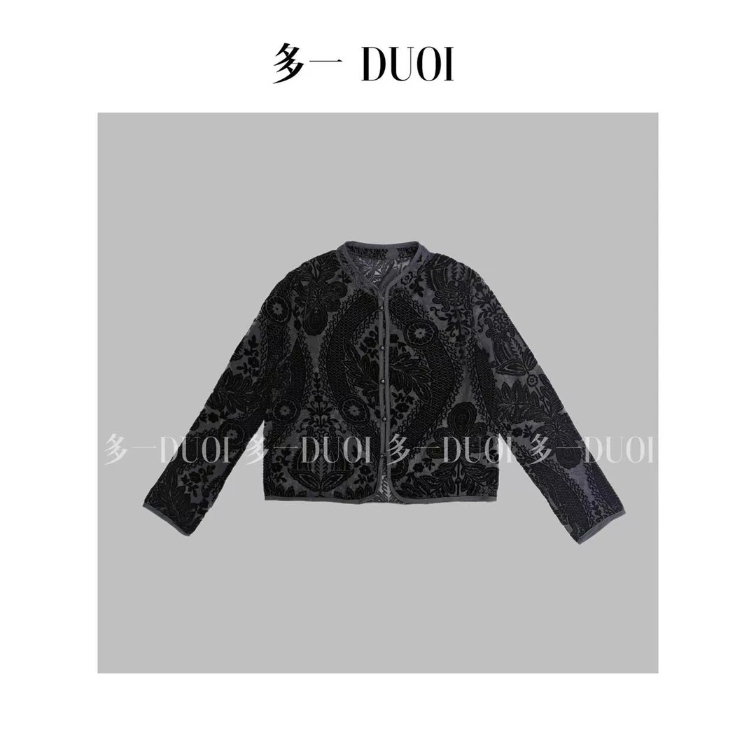 多一“梦华”2025早秋民族风腰果花纹微透单排扣小立领复古上衣