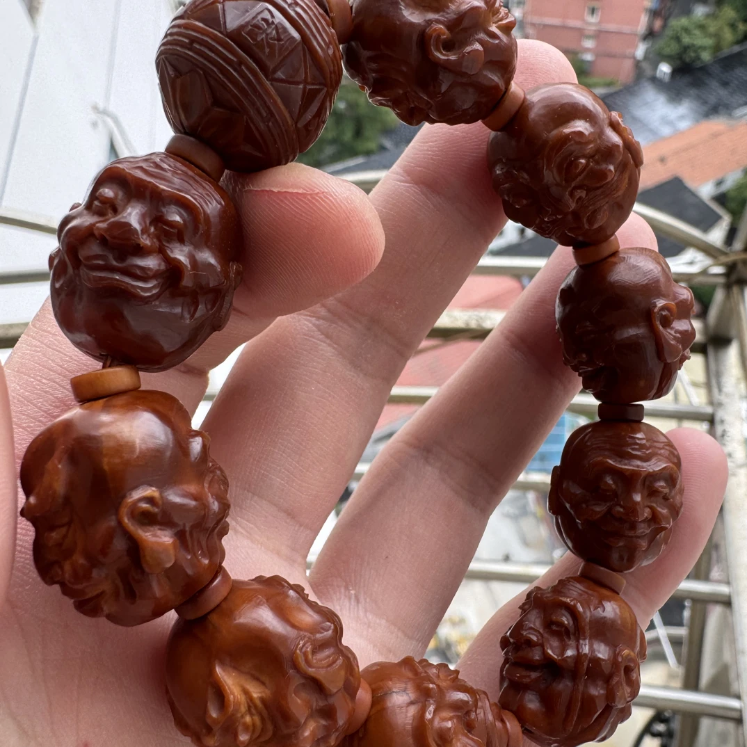 橄榄核核雕尺寸19毕业罗汉手工文玩手串手持挂件精品核雕核质红润
