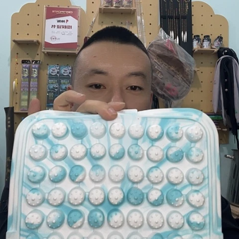 丸美钓箱坐垫一个一发