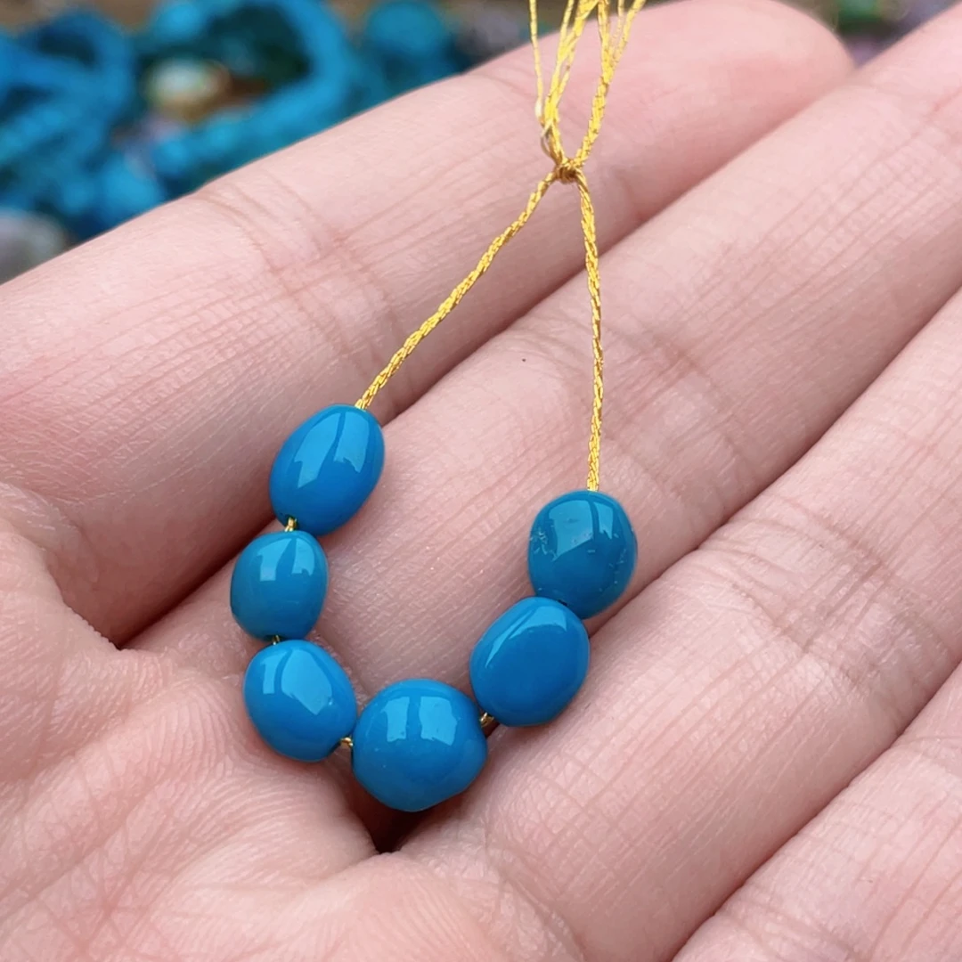 绿松石未镶嵌绿松石6mm左右