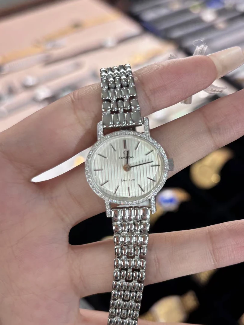 95新 Omega/欧米茄 23mm手动机械WTX3290后镶钻系列瑞士名表