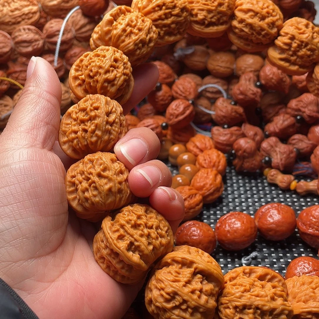 醉***尘文玩核桃手串白狮子