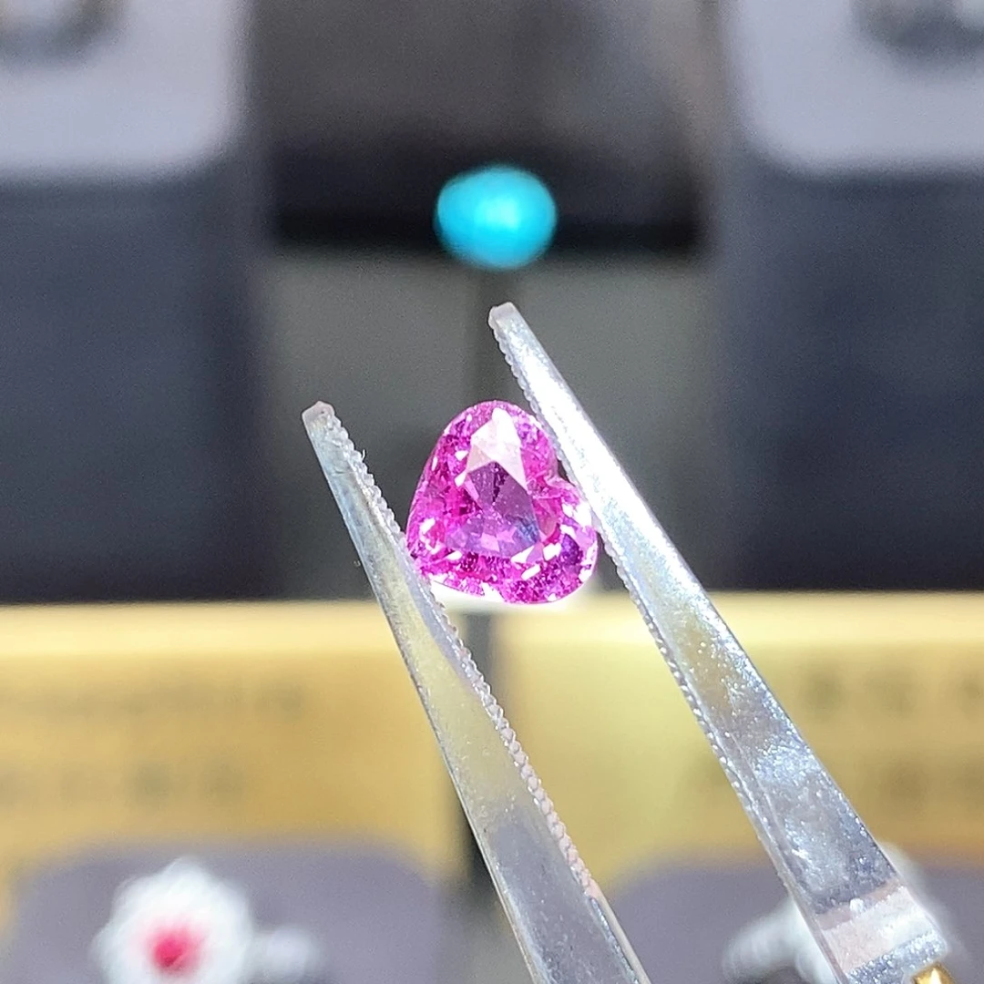 彩色蓝宝石裸石未镶嵌1.32克拉