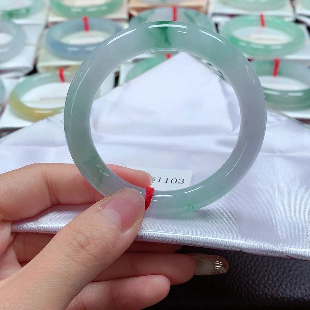 翡翠手镯（圆镯）未镶嵌天然a货翡翠51