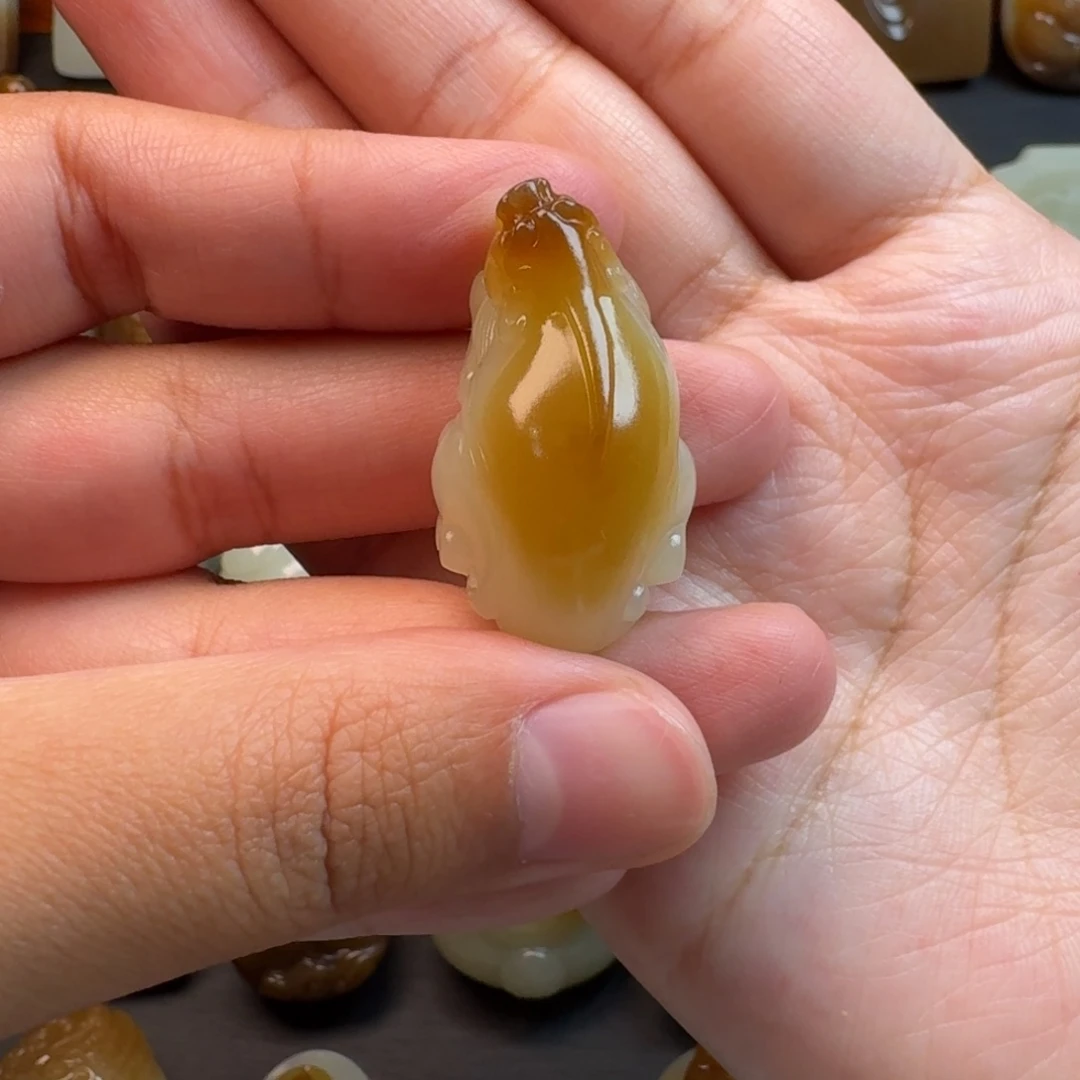 定制和田玉金背貔貅