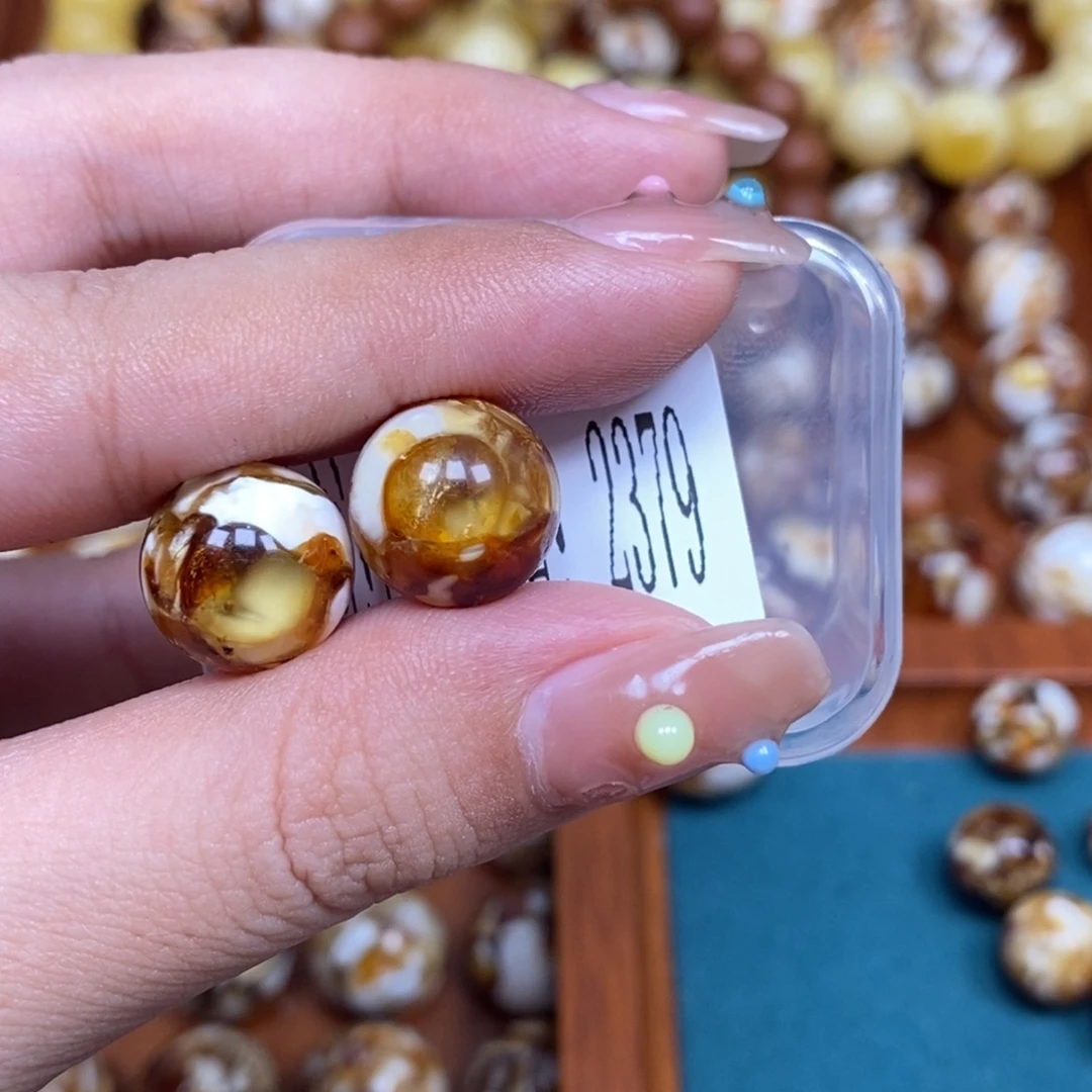 沁色蜜蜡未镶嵌2379