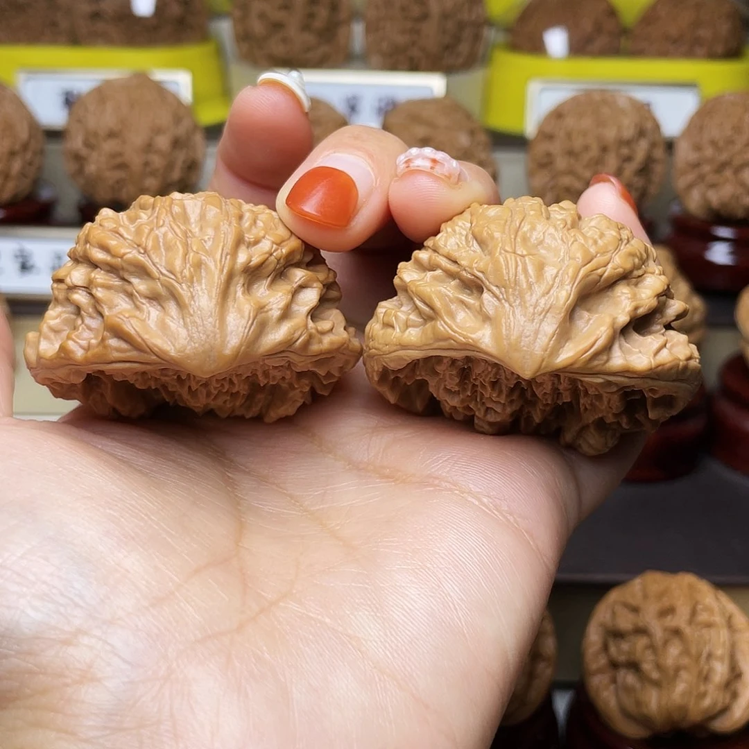 把件文玩核桃蛇王47左右