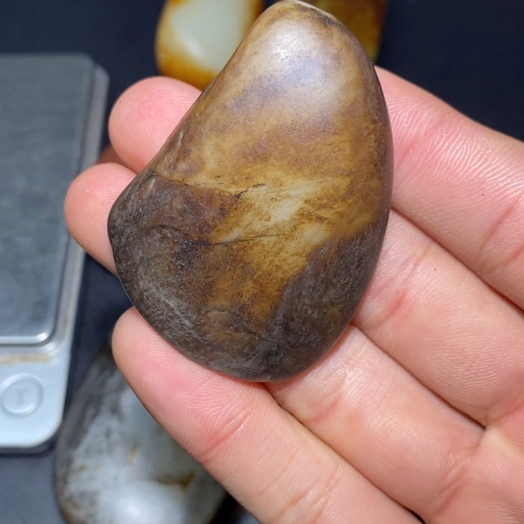 和田玉未镶嵌珠宝奇石